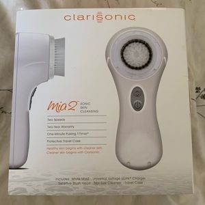White Clarisonic Mia2 New in Box